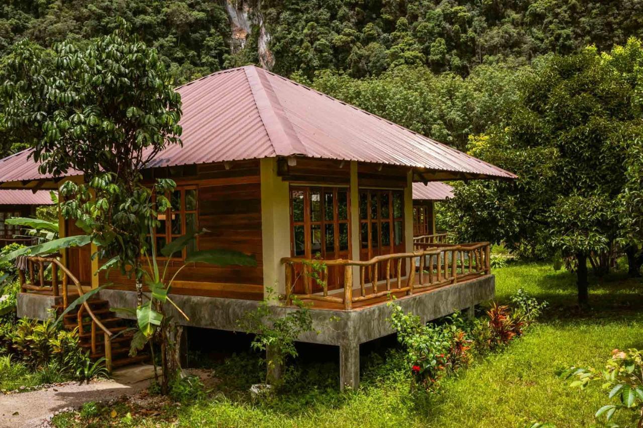 Monkey Mansion - Jungalows & Tours Khao Sok National Park Екстериор снимка